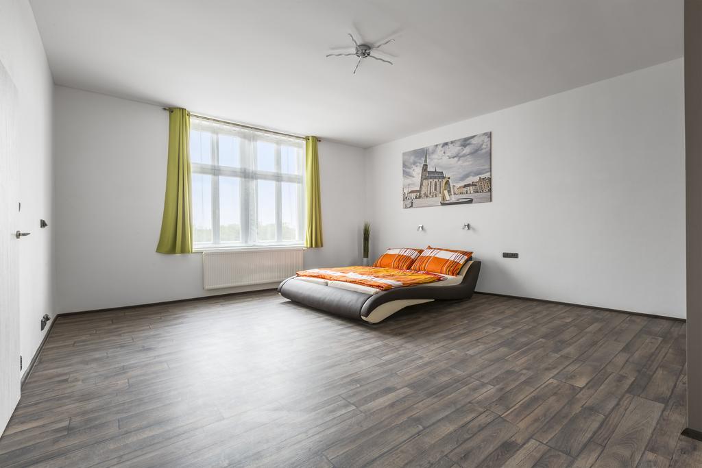 Apartsee Halkova เปิลเซน ภายนอก รูปภาพ